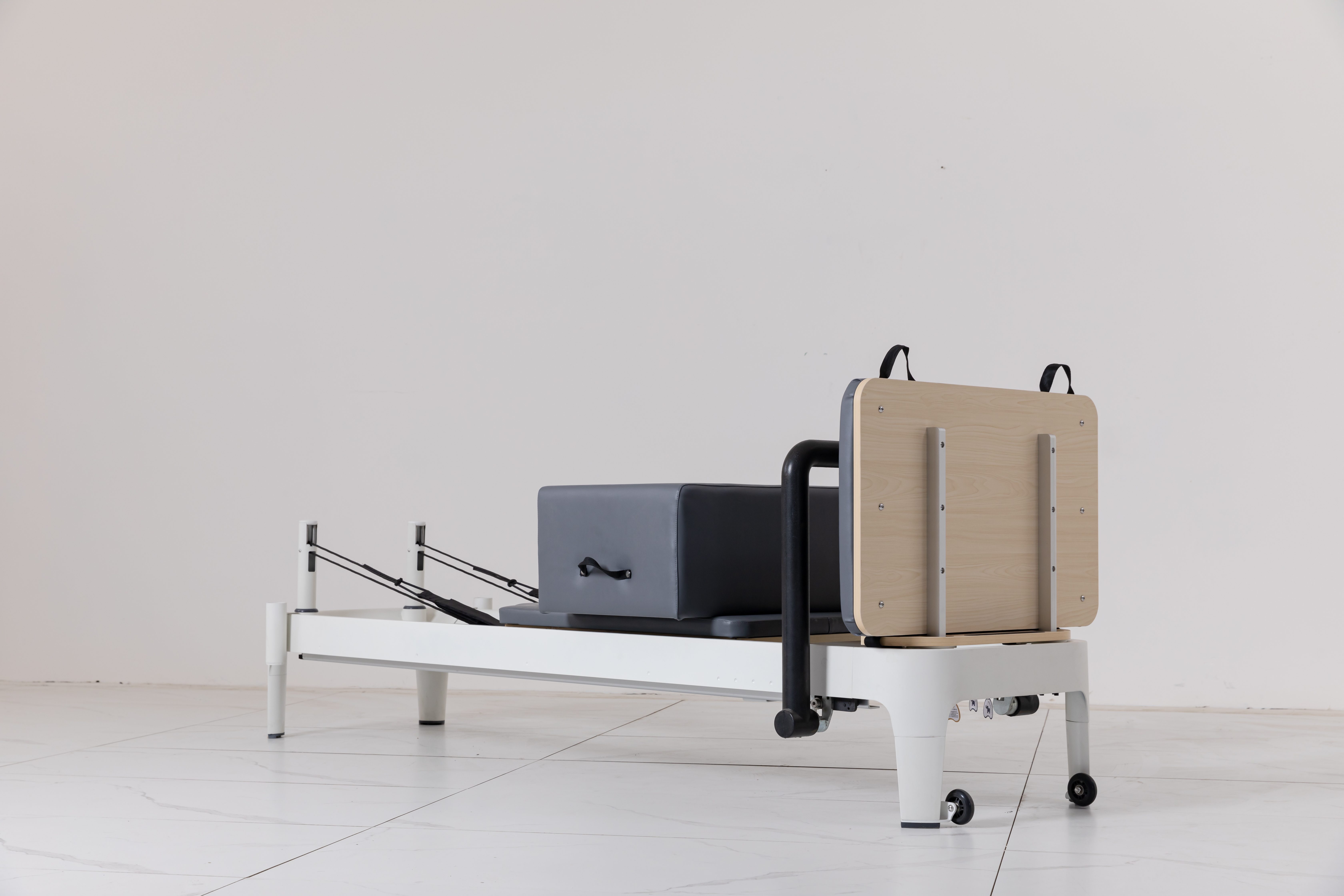 Full Track Aluminum Pilates Reformer White Gym Use Fitness Equipment