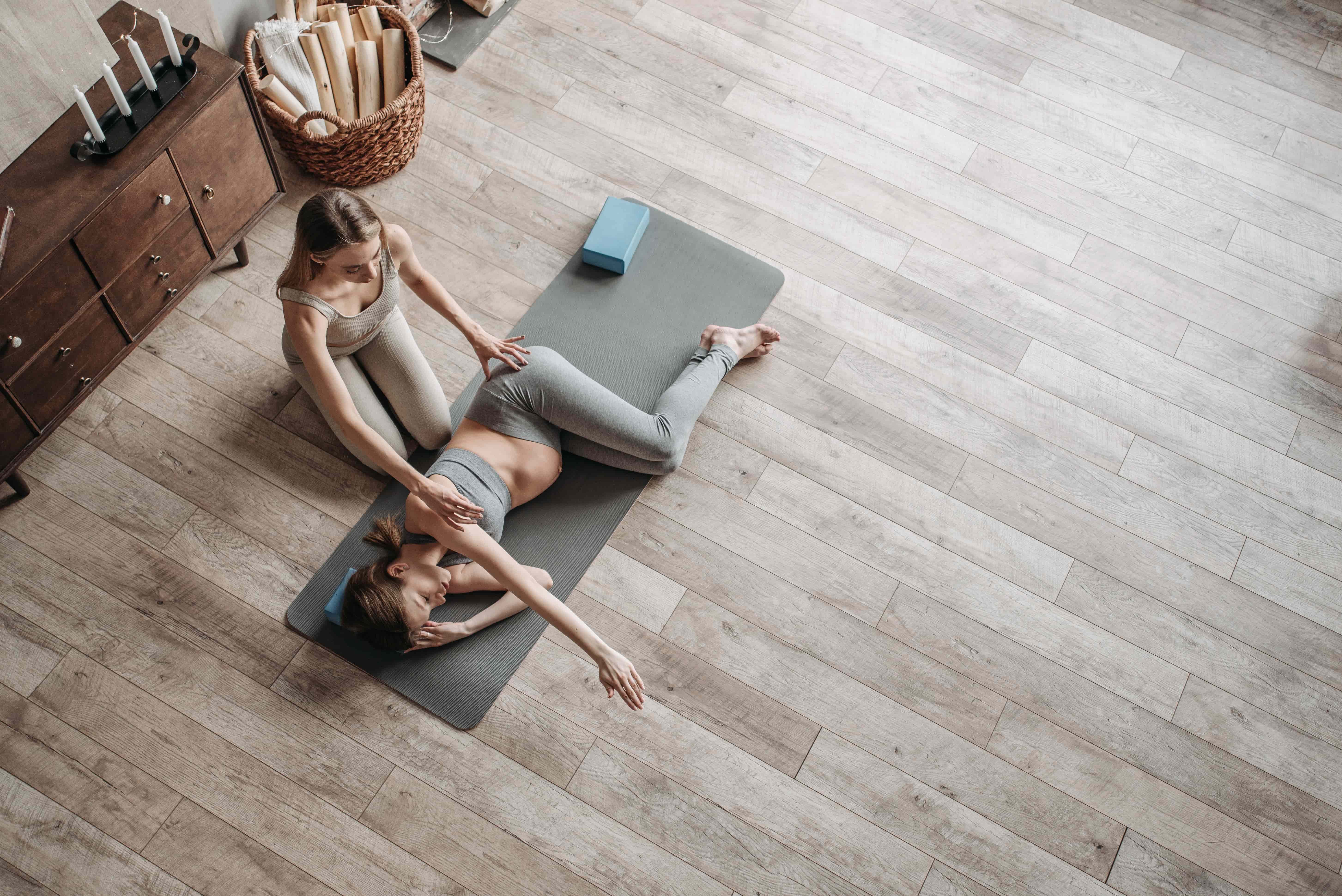  Safe Pilates Practices During Pregnancy: Important Guidelines And Warning Notes