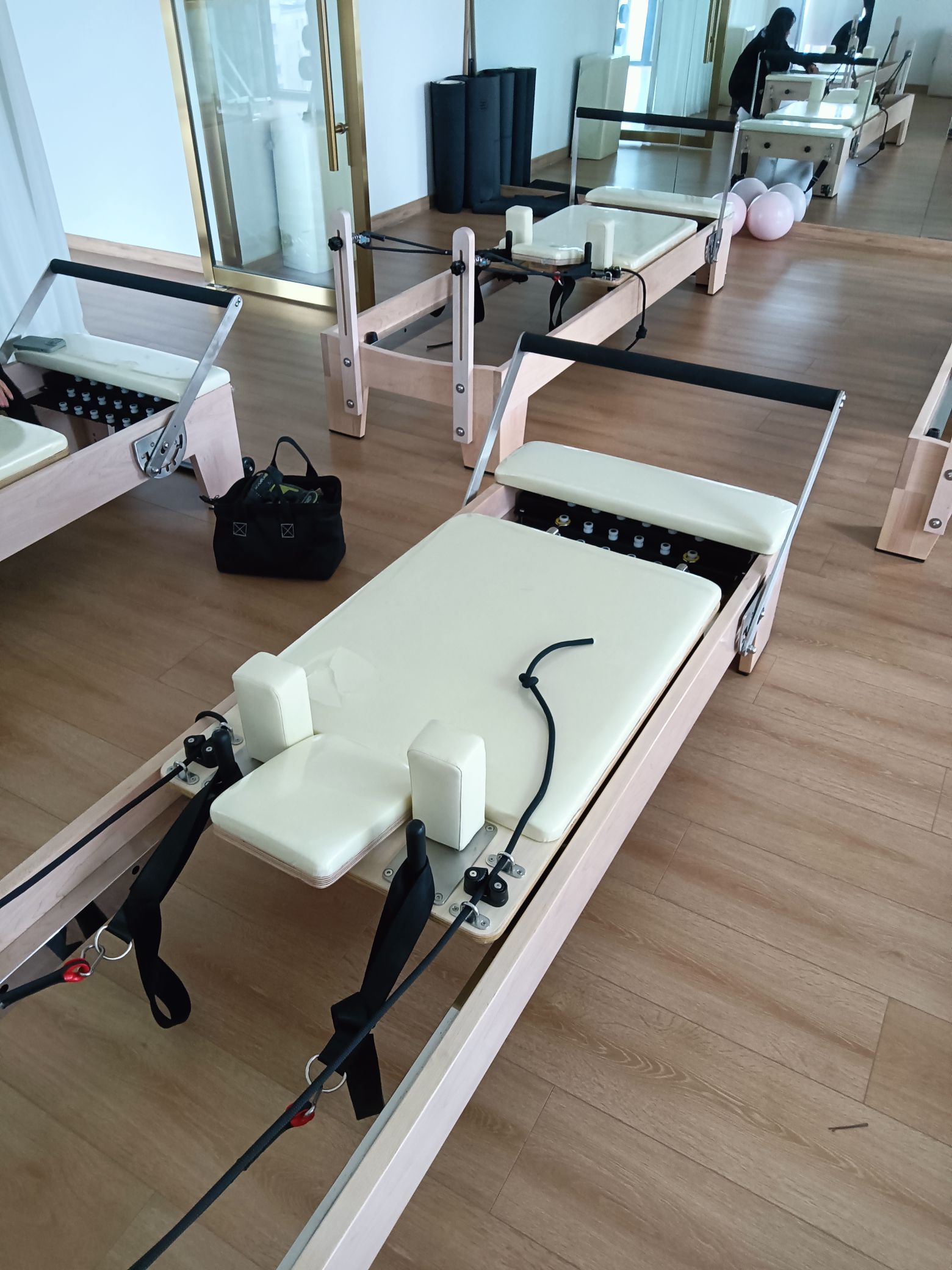Common PU Upholstery Durability Issues for Commercial Pilates Machines and Fixes